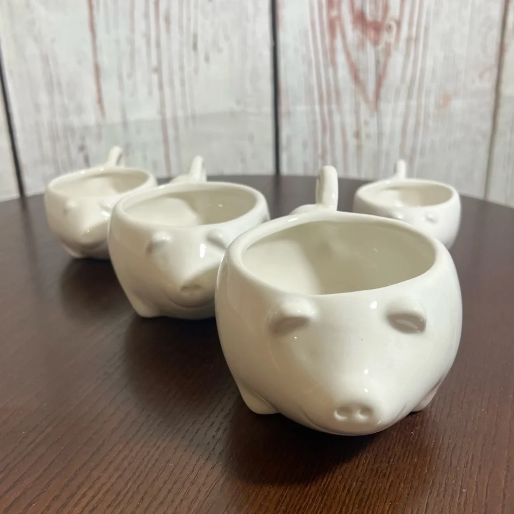 RAE DUNN measuring set 4 whimsical piglets .25-1  nwt no box Country